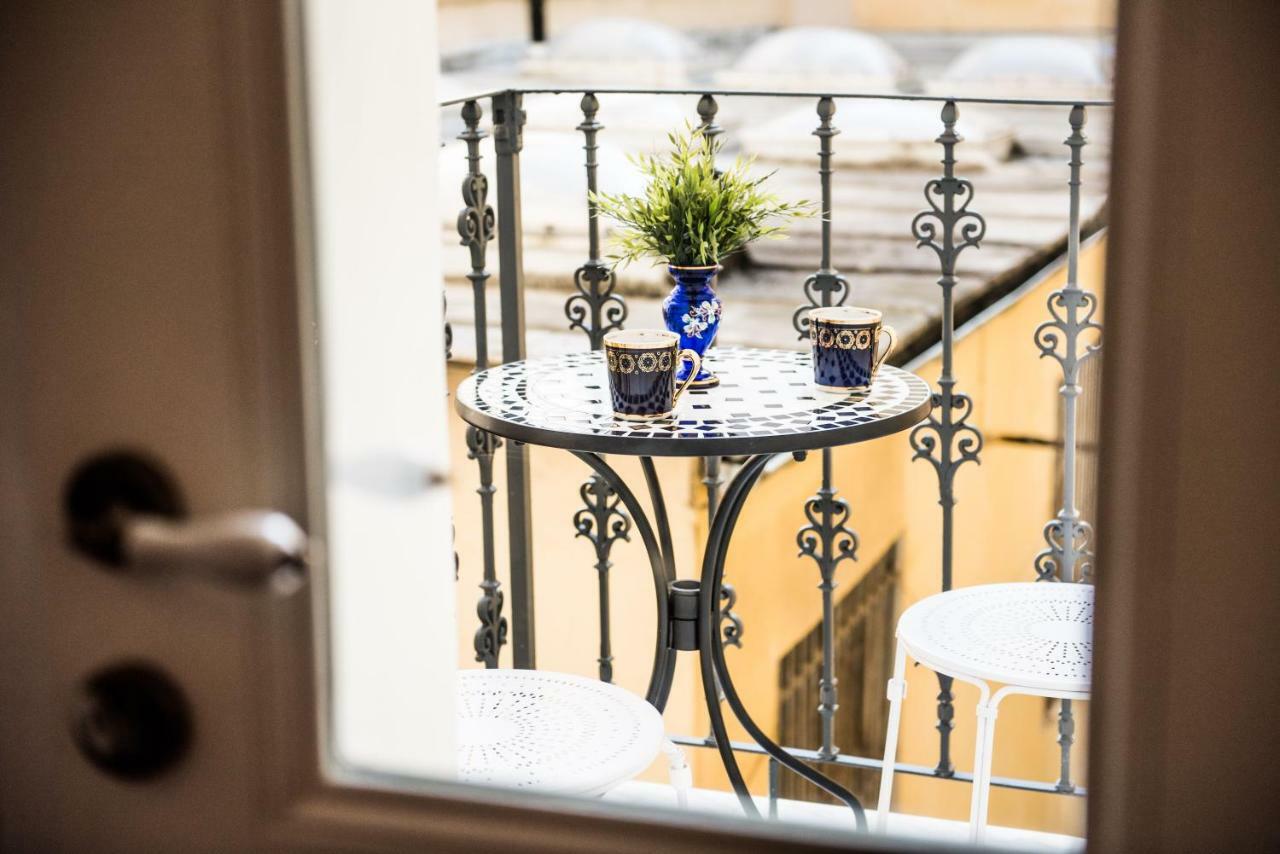 Glamour Frida Apartment Praga Zewnętrze zdjęcie