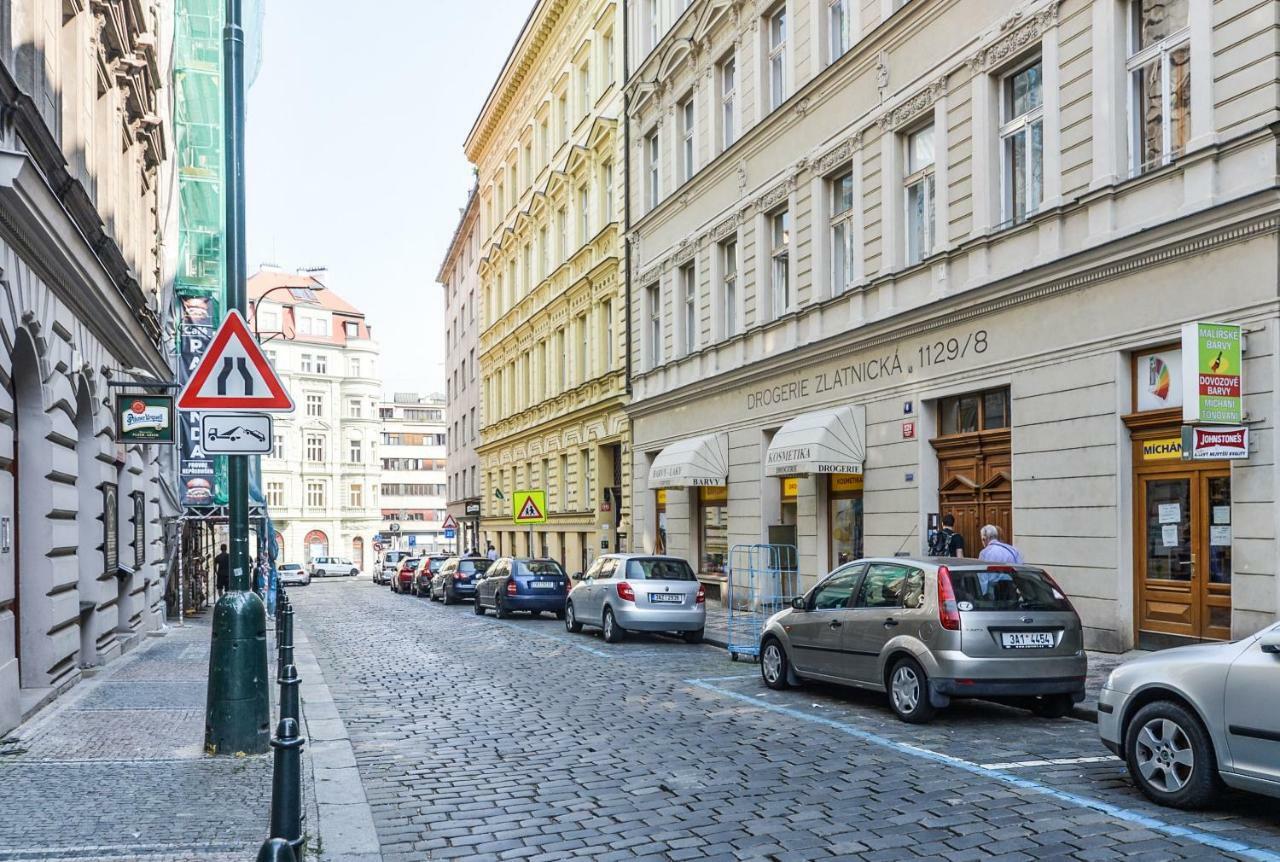 Glamour Frida Apartment Praga Zewnętrze zdjęcie