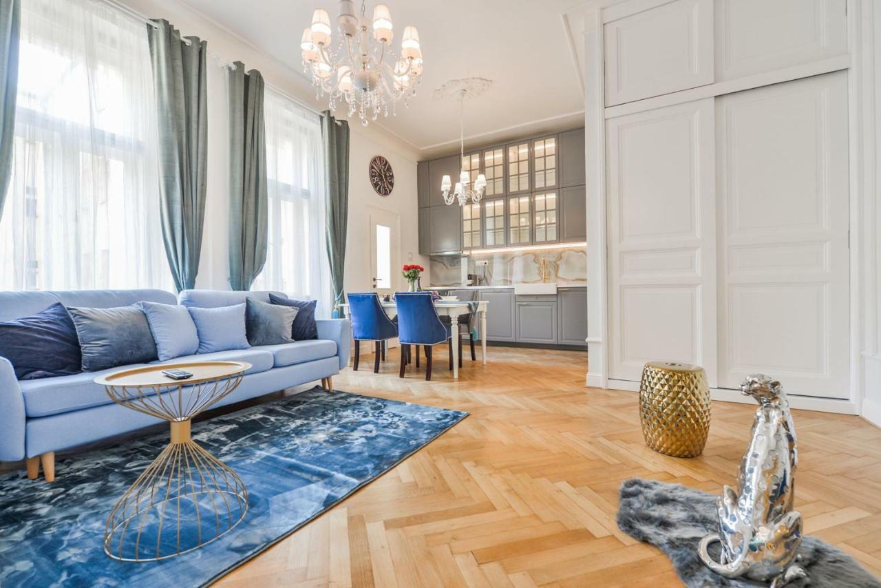 Glamour Frida Apartment Praga Zewnętrze zdjęcie